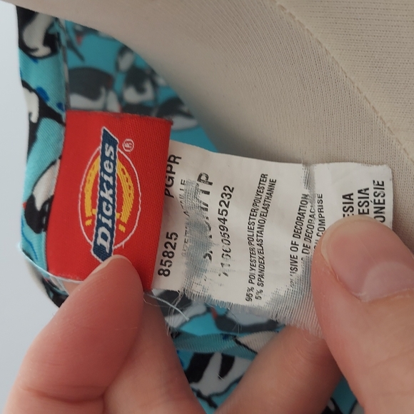 Dickie's | Penguin scrub top - Picture 6 of 6